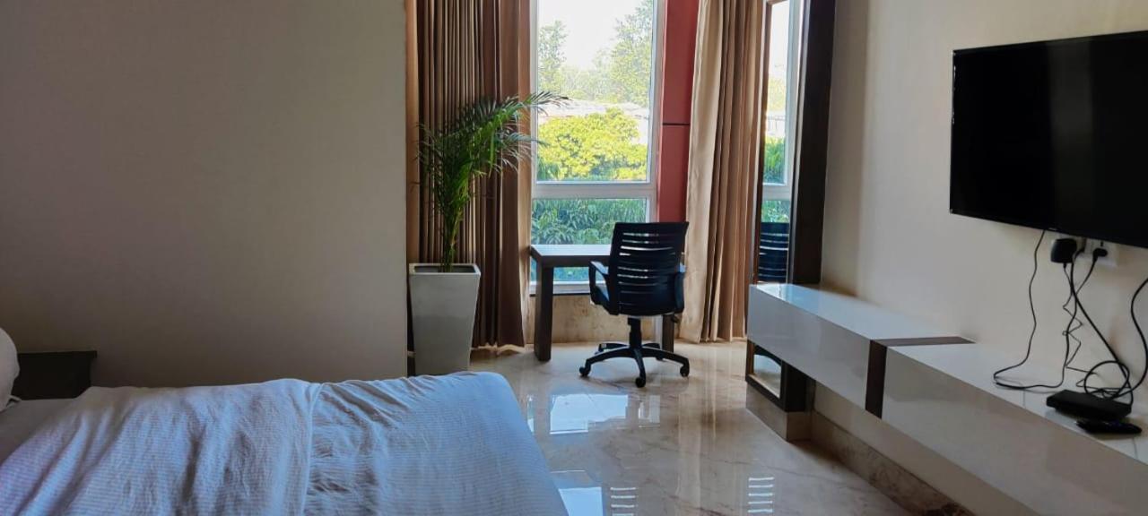 Hotel Maira Dehradun Luaran gambar